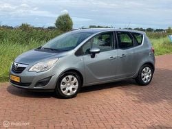 Grijs, metallic lak Gebruikt 2010 Opel Meriva Edition MPV | € 2.245 (Goede deal)