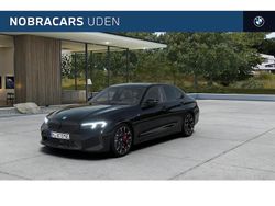 Zwart Nieuw 2025 BMW 330e Executive Sedan | € 69.482 (Super prijs)