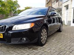 Zwart Gebruikt 2012 Volvo V70 Momentum Stationwagen | € 11.950 (Duur)