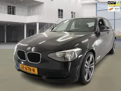 Zwart Gebruikt 2014 BMW 114 Hatchback | € 5.799 (Super prijs)