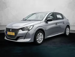 Grijs Gebruikt 2023 Peugeot 208 Active Hatchback | € 17.395 (Eerlijke prijs)