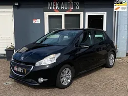 Zwart Gebruikt 2013 Peugeot 208 Envy Hatchback | € 5.944 (Eerlijke prijs)
