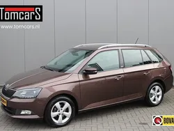 Bruin, metallic lak Gebruikt 2016 Skoda Fabia Joy Stationwagen | € 7.750 (Eerlijke prijs)