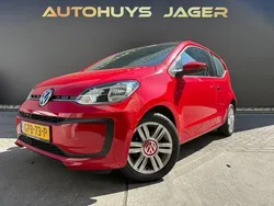 Rood Gebruikt 2017 VW up! take up! Hatchback | € 5.950 (Super prijs)