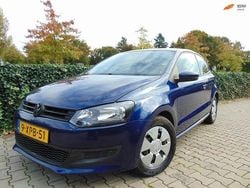 Blauw Gebruikt 2010 VW Polo Hatchback | € 2.999 (Goede deal)