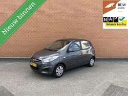 Grijs Gebruikt 2014 Hyundai i10 Hatchback | € 3.895 (Super prijs)