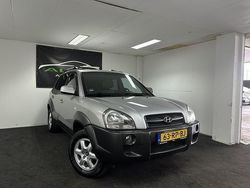 Grijs Gebruikt 2005 Hyundai Tucson Dynamiq SUV | € 3.795 (Eerlijke prijs)