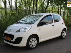 Wit Gebruikt 2013 Peugeot 107 Access Hatchback | € 3.995 (Eerlijke prijs)