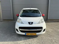 Wit Gebruikt 2010 Peugeot 107 Urban Move Hatchback | € 2.150 (Goede deal)