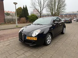 Zwart, metallic lak Gebruikt 2011 Alfa Romeo MiTo Hatchback | € 2.400 (Eerlijke prijs)