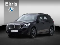 Zwart Gebruikt 2024 BMW iX1 M Sport SUV | € 44.900 (Eerlijke prijs)