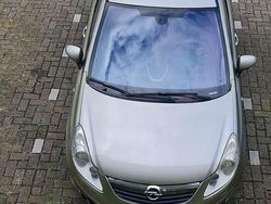 Beige Gebruikt 2008 Opel Corsa Enjoy MPV | € 1.950 (Goede deal)