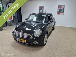 Zwart Gebruikt 2009 Mini ONE Hatchback | € 5.250 (Eerlijke prijs)