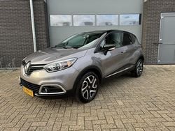 Grijs Gebruikt 2016 Renault Captur Dynamique SUV | € 7.499 (Eerlijke prijs)