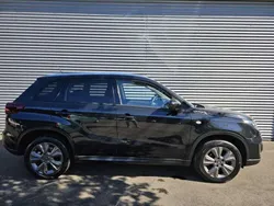 Zwart Gebruikt 2021 Suzuki Vitara SUV | € 19.695 (Eerlijke prijs)