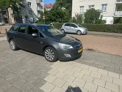 Grijs Gebruikt 2012 Opel Astra Cosmo Stationwagen | € 2.800 (Goede deal)