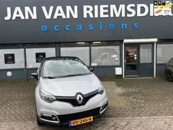 Grijs Gebruikt 2016 Renault Captur Dynamique SUV | € 9.995 (Eerlijke prijs)