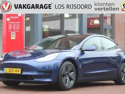 Blauw Gebruikt 2021 Tesla Model 3 Standard Range Sedan | € 23.695 (Iets duurder)