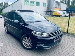 Zwart Gebruikt 2016 VW Touran Highline MPV | € 19.450