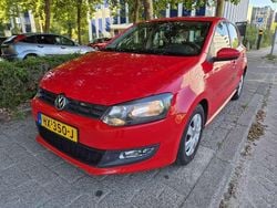 Rood Gebruikt 2010 VW Polo Hatchback | € 3.750 (Goede deal)