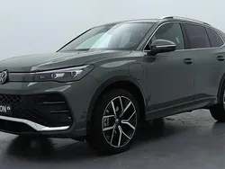 Groen Gebruikt 2024 VW Tiguan Business SUV | € 48.940 (Goede deal)