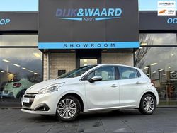 Wit Gebruikt 2018 Peugeot 208 Allure Hatchback | € 10.900 (Eerlijke prijs)