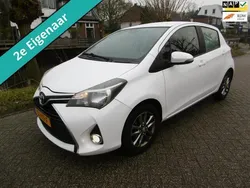 Wit Gebruikt 2015 Toyota Yaris Trend Hatchback | € 5.945