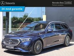 Blauw Gebruikt 2025 Mercedes E300 Exclusive Stationwagen | € 77.444