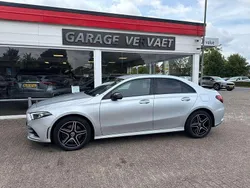 Zilver Gebruikt 2021 Mercedes A250 Business Sedan | € 28.950 (Goede deal)
