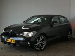 Zwart Gebruikt 2012 BMW 116 Hatchback | € 7.450 (Eerlijke prijs)