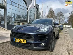 Blauw, metallic lak Gebruikt 2017 Porsche Macan Sport SUV | € 27.900 (Goede deal)