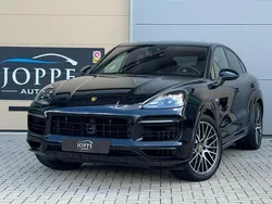 Zwart Gebruikt 2022 Porsche Cayenne Chrono SUV | € 95.750 (Duur)