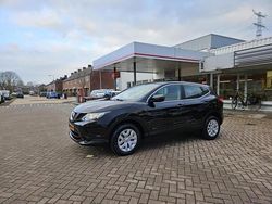 Zwart Gebruikt 2017 Nissan Qashqai Visia SUV | € 14.250 (Eerlijke prijs)