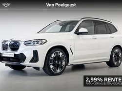 Mineralweiss metallic (wit metallic) Gebruikt 2021 BMW iX3 Executive SUV | € 43.495 (Duur)