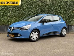 Blauw Gebruikt 2014 Renault Clio IV Dynamique Hatchback | € 6.990 (Eerlijke prijs)