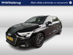 Zwart Gebruikt 2021 Audi A3 Sportback e-tron Business Sedan | € 26.450 (Eerlijke prijs)