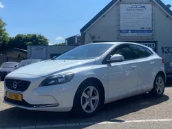 Wit, metallic lak Gebruikt 2014 Volvo V40 Stationwagen | € 6.999 (Goede deal)