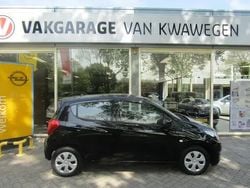 Zwart, metallic lak Gebruikt 2018 Opel Karl Hatchback | € 8.900 (Iets duurder)