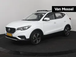 Wit Gebruikt 2020 MG ZS Luxury Sedan | € 14.495 (Eerlijke prijs)