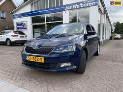 Blauw Gebruikt 2018 Skoda Fabia Clever Hatchback | € 12.950 (Eerlijke prijs)