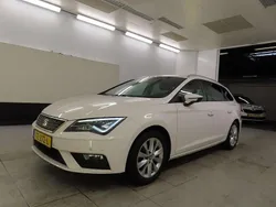 Wit Gebruikt 2018 Seat Leon ST Style Stationwagen | € 13.999 (Eerlijke prijs)