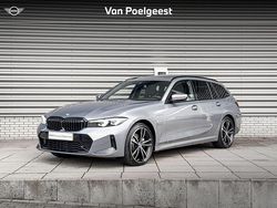 Skyscraper grey metallic (grijs metallic) Gebruikt 2024 BMW 320e Comfort Edition Stationwagen | € 43.900 (Iets duurder)