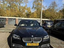 Zwart Gebruikt 2014 BMW 520 Luxury Line Stationwagen | € 10.900 (Goede deal)