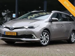 Bruin Gebruikt 2015 Toyota Auris Touring Sports Stationwagen | € 10.495 (Eerlijke prijs)