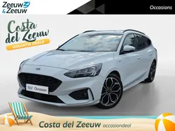 Wit Gebruikt 2020 Ford Focus ST-Line Stationwagen | € 16.940 (Eerlijke prijs)