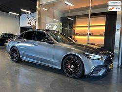 Grijs Gebruikt 2022 Mercedes C180 AMG Sedan | € 40.500 (Eerlijke prijs)