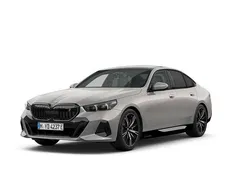 Grijs Nieuw 2025 BMW i5 M Sport Sedan | € 82.672 (Iets duurder)