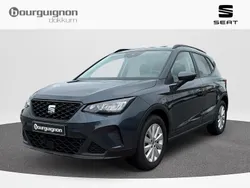 Grijs Gebruikt 2024 Seat Arona Style SUV | € 25.550 (Eerlijke prijs)