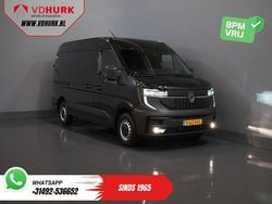 Zwart Gebruikt 2024 Renault Master Van | € 29.944 (Super prijs)