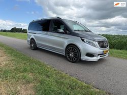 Grijs Gebruikt 2019 Mercedes V220 Avantgarde MPV | € 40.210 (Super prijs)